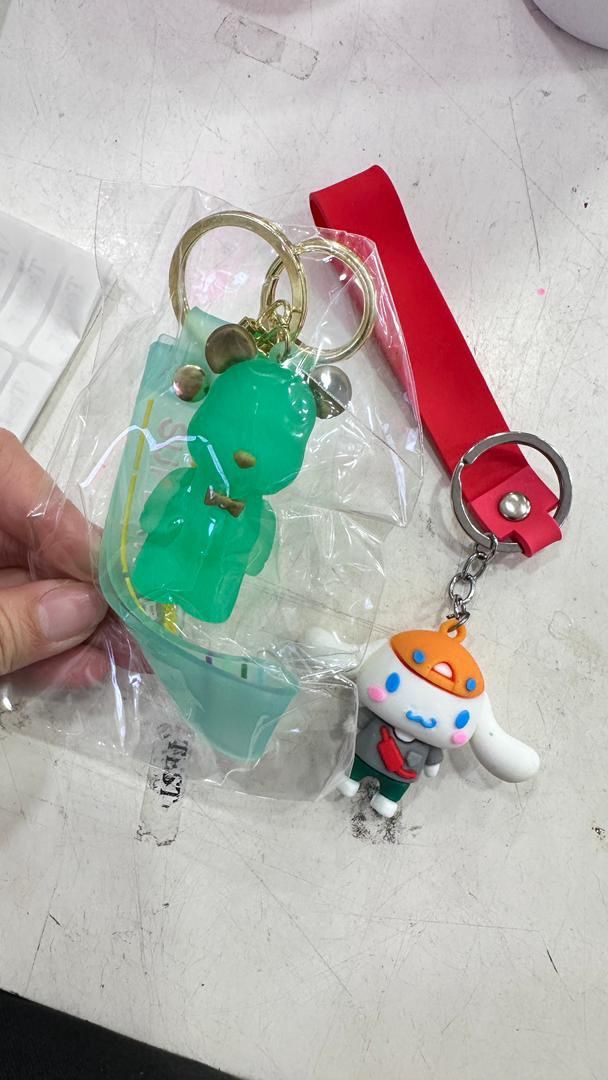 RX Violent bear cartoon key chain: green 87702