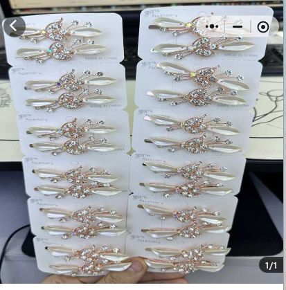 48105 Pearl Petal Hair Clip BS