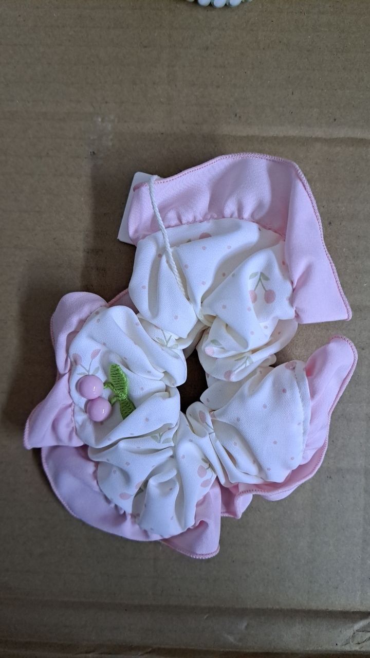 95701 Hair Trendy Tie