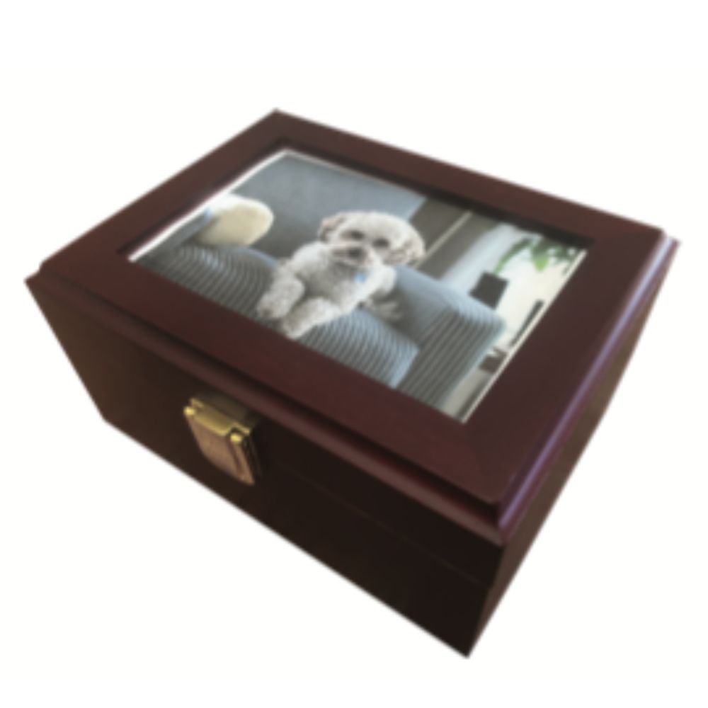 427 Lift top photo holder with 5” x 3.5” frame, a 5” long vessel included 427 Lift top photo holder with 5” x 3.5” frame, a 5” long vessel included