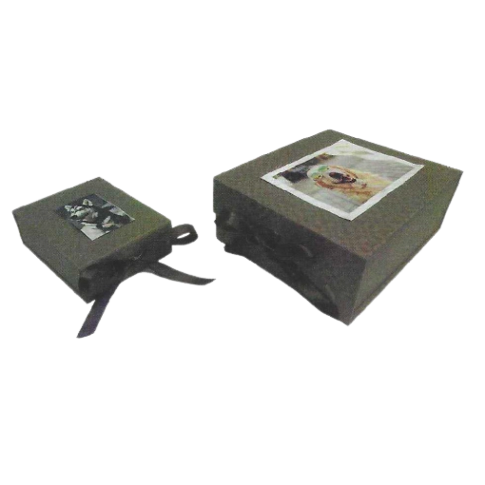 108 Medium Foldable cardboard keepsake box