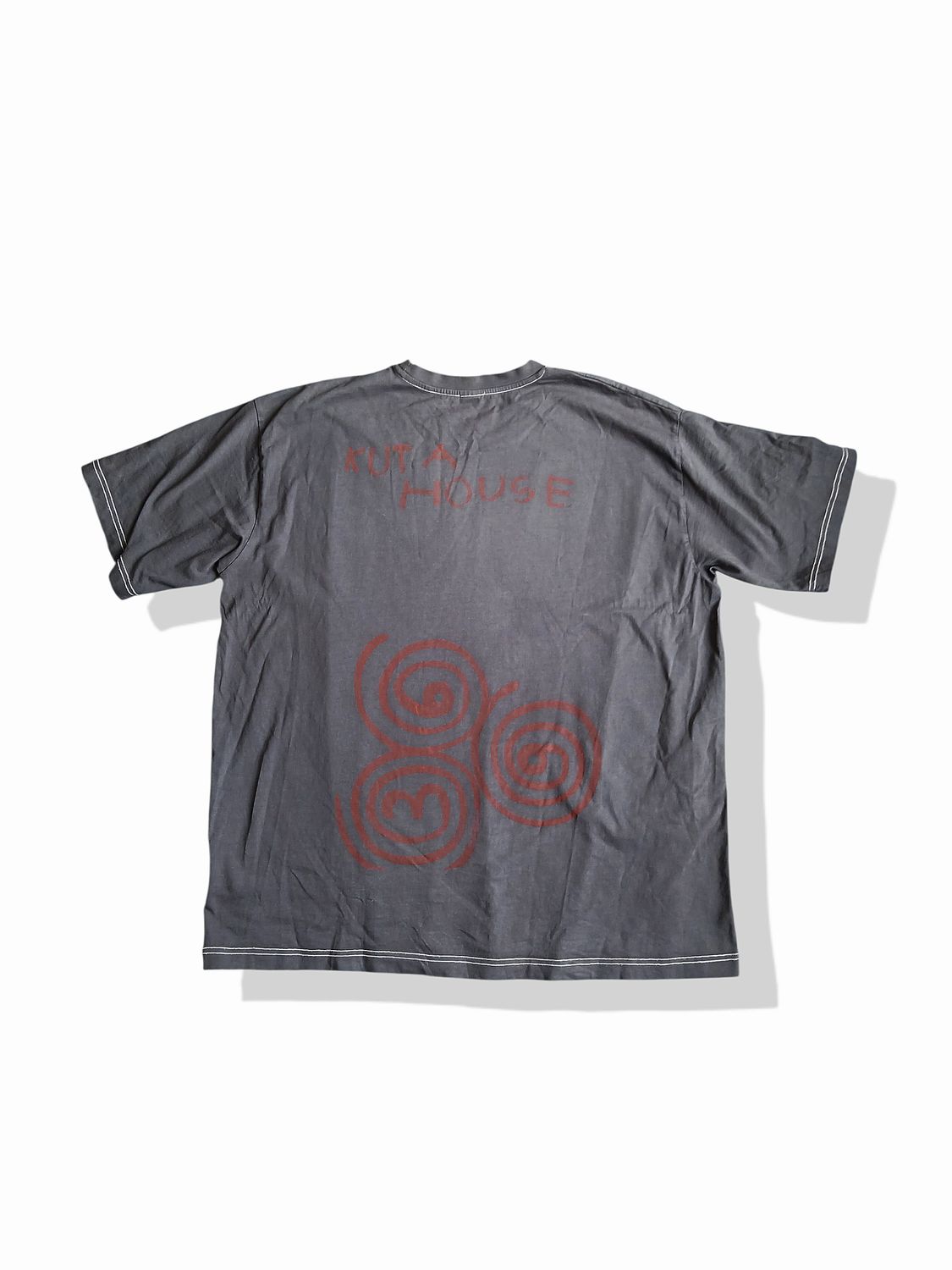 KUTA HOUSE Hand dye T-shirt with logo