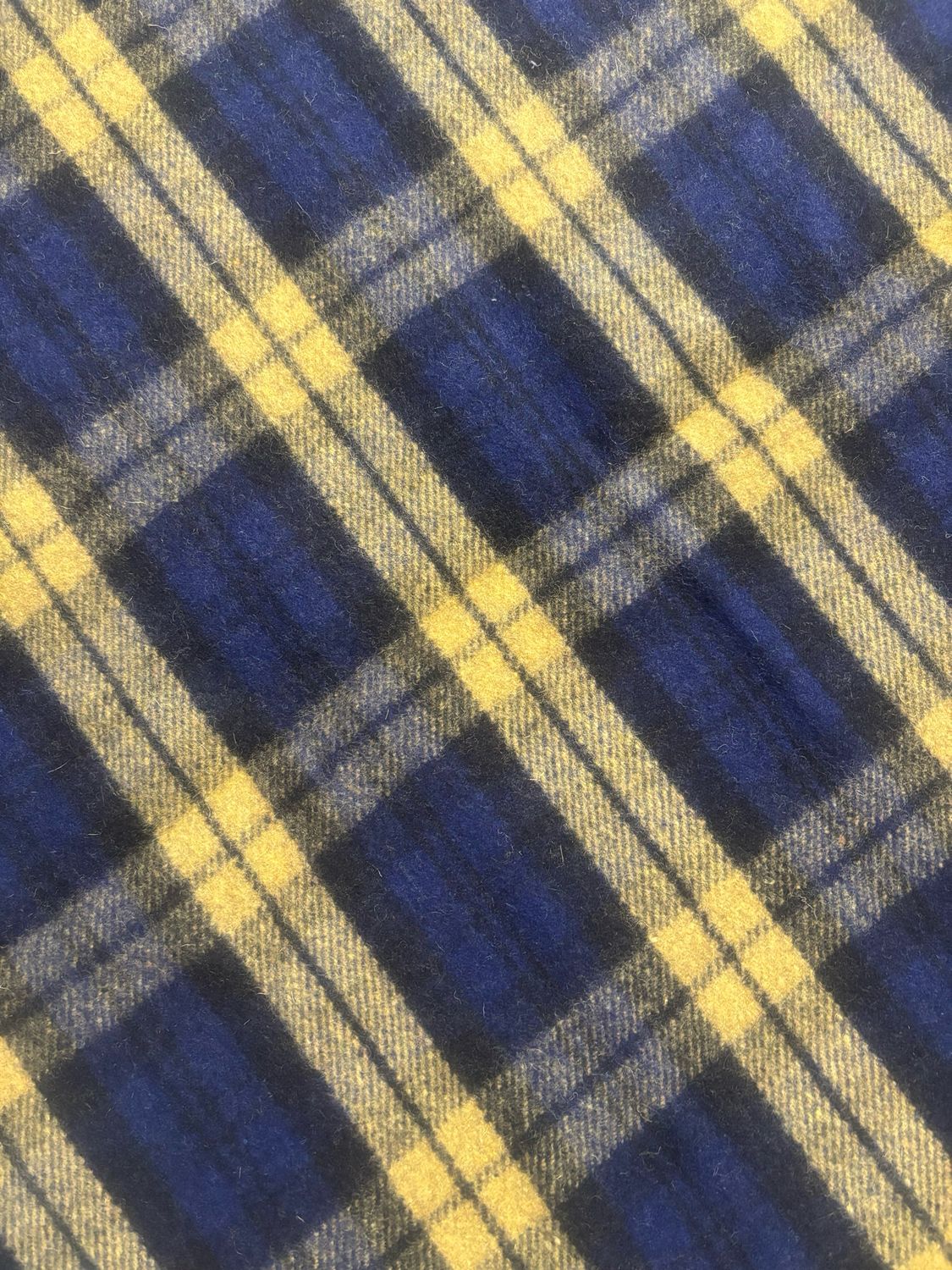 Wool -navy/gold Blackwatch 100cm X 80cm