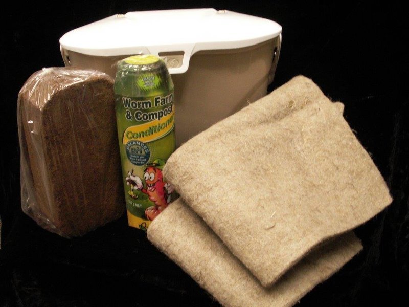 Composting Kit with FREE Kitchen Collector