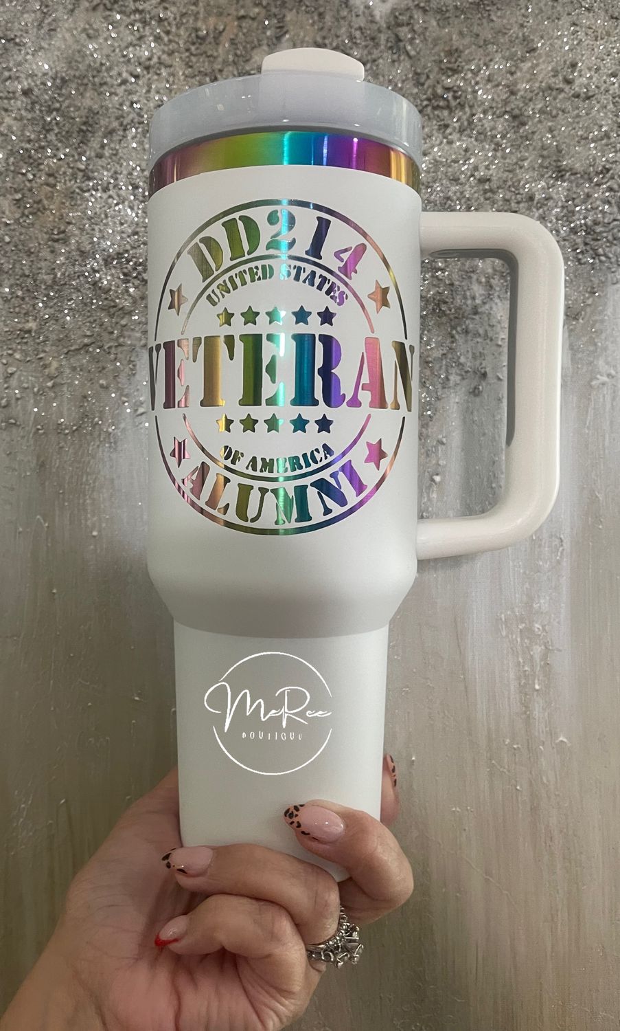 White or Pink Veteran Engraved 40-ounce  **Reusable Vacuum Tumbler, Double Layer Stainless Steel Insulated Drinking Cup With Lid/Straw**Please allow 3-5 days to ship once ordered.