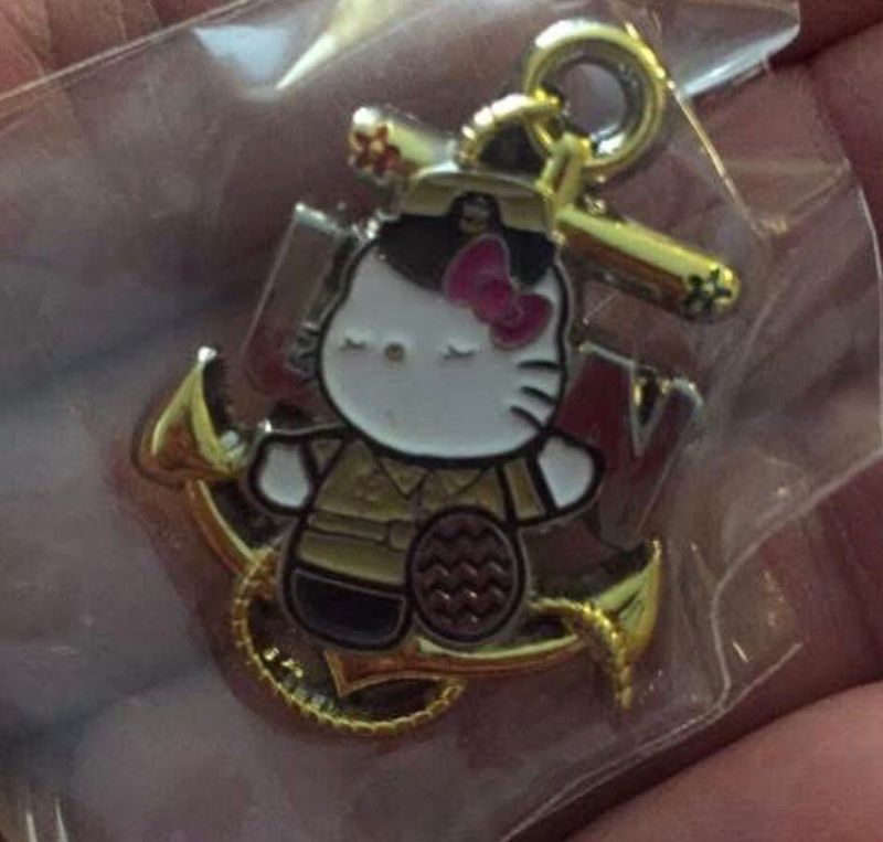 Khaki Kitty Anchor Lapel Pin 💗