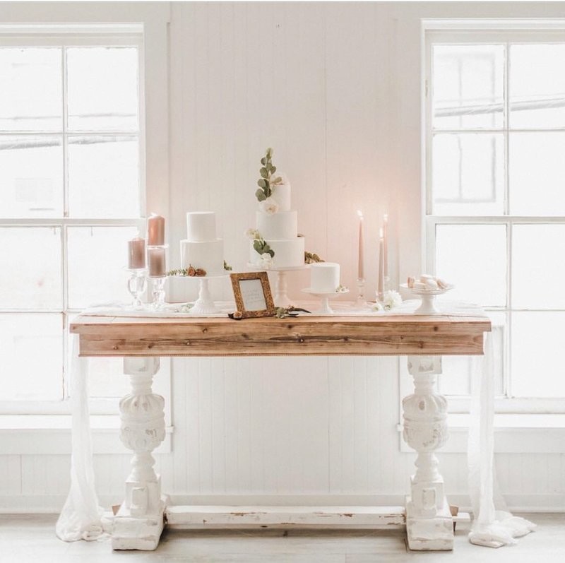 Venezia Table