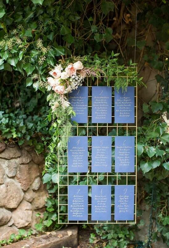 Gold Metal Hanging Grids