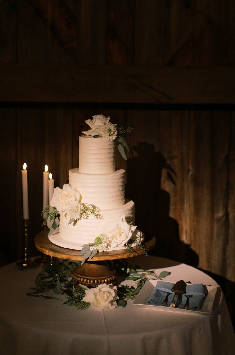 Wooden Beaded Cake Stand