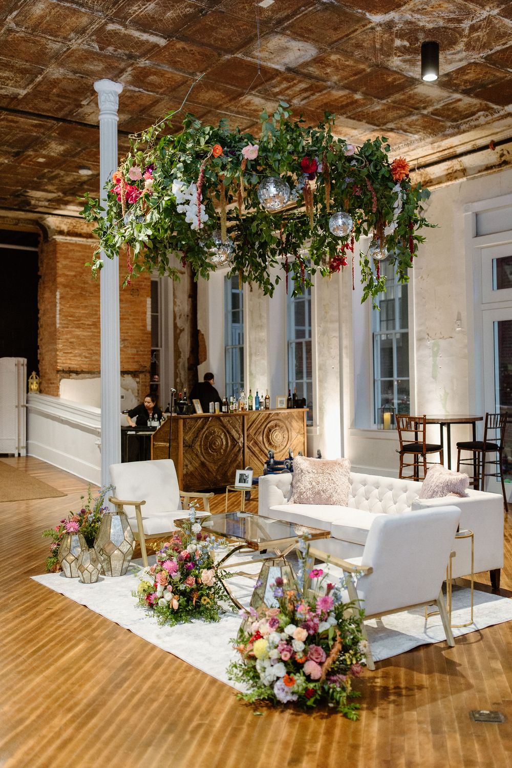 Kendall Lounge Kendall Lounge