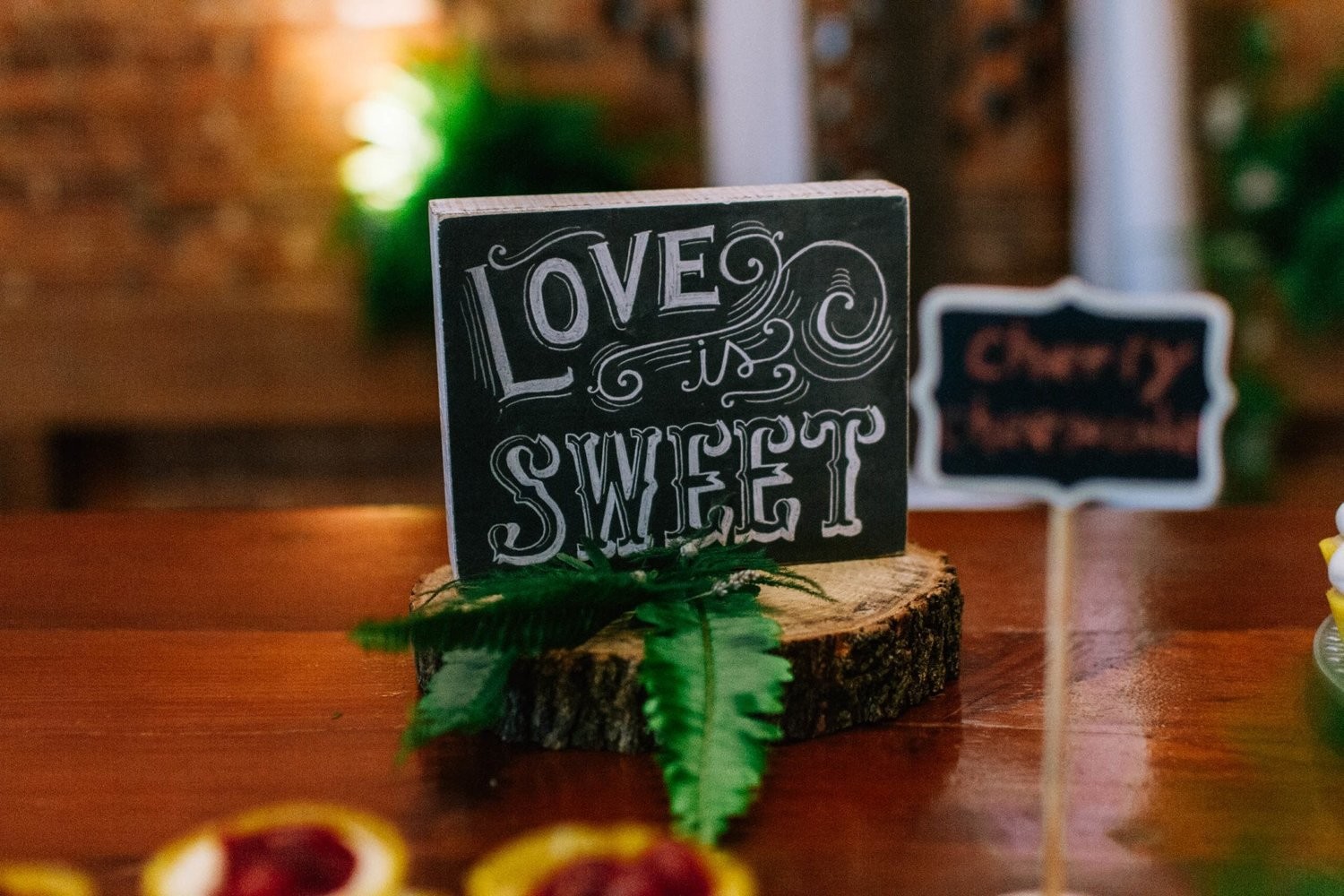 Box Sign "Love is Sweet"