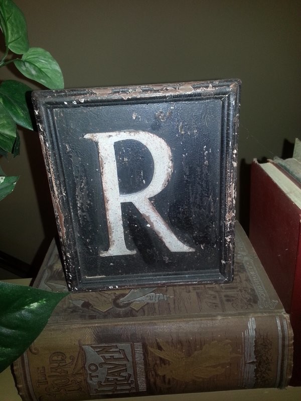 Rustic Monogram "R"