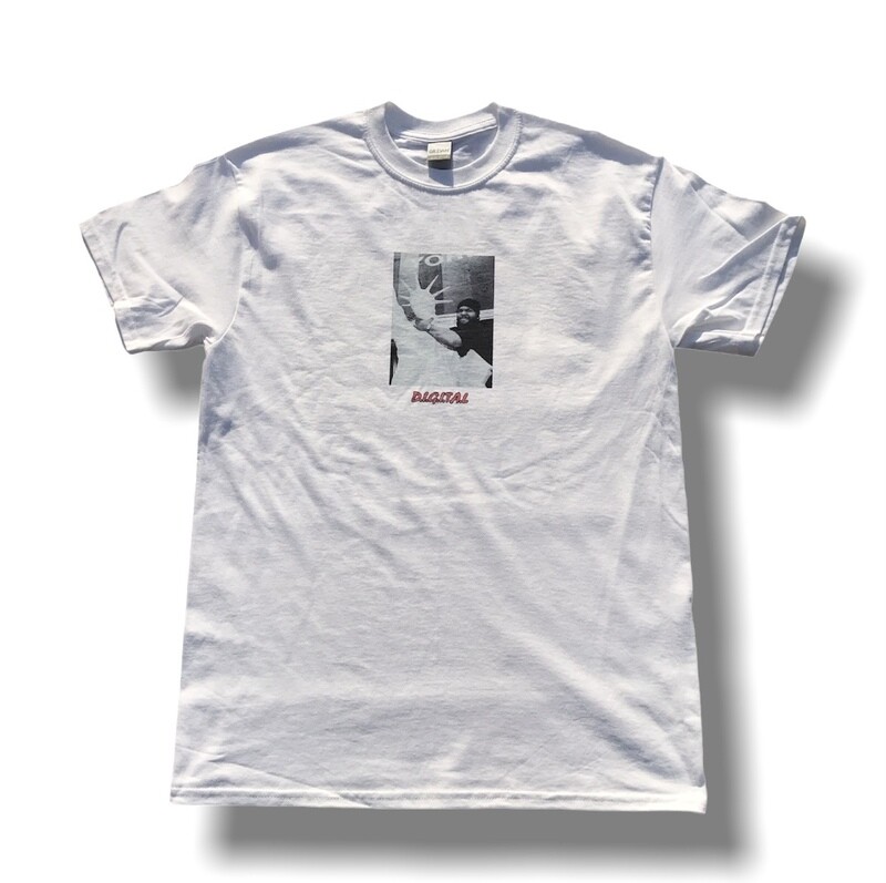 DIGITAL TEE IC WHITE