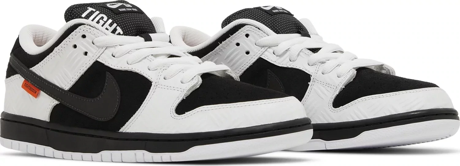 NIKE SB DUNK LOW PRO
WHITE/BLACK-SAFETY ORANG