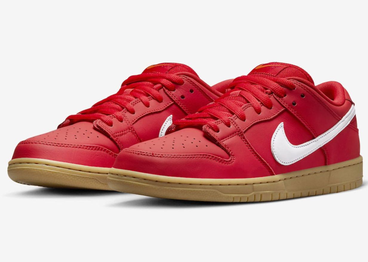 NIKE SB DUNK LOW PRO
UNIVERSITY RED/WHITE-UNIVERSITY RED
FJ1674-600