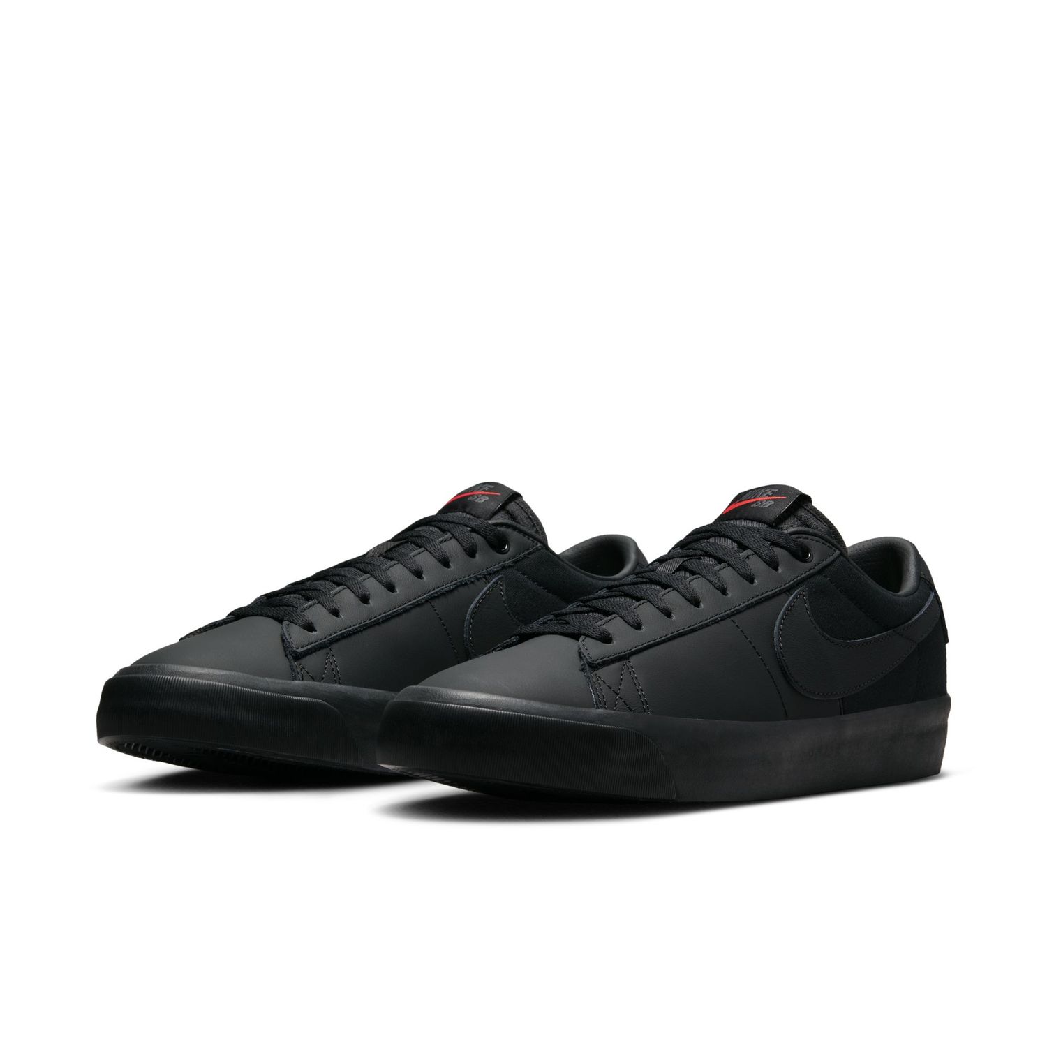 NIKE SB ZOOM BLAZER LOW PRO GT BLACK/BLACK-BLACK-BLACK DR9099-001