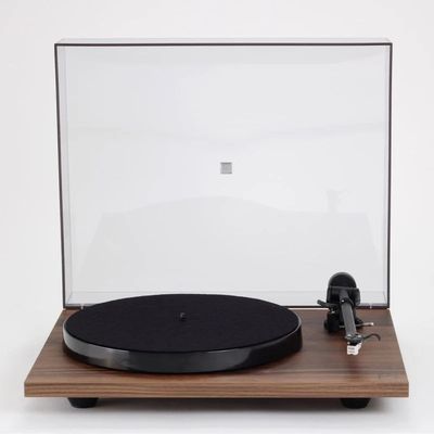 Rega P1 - Walnut
