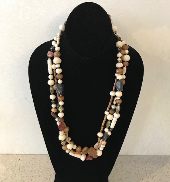 Feramin-Necklace