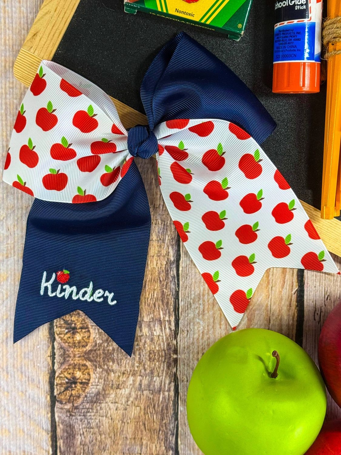 School Grade Embroidered Bow, Grade: Kindergarten