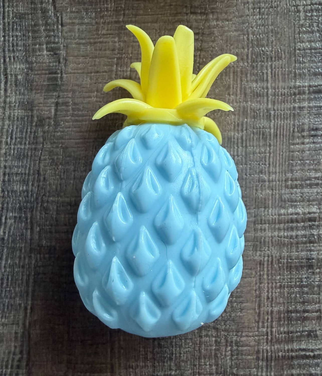 Squishy Squish Pineapple filled with water beads Stress Toy, Color: Blue