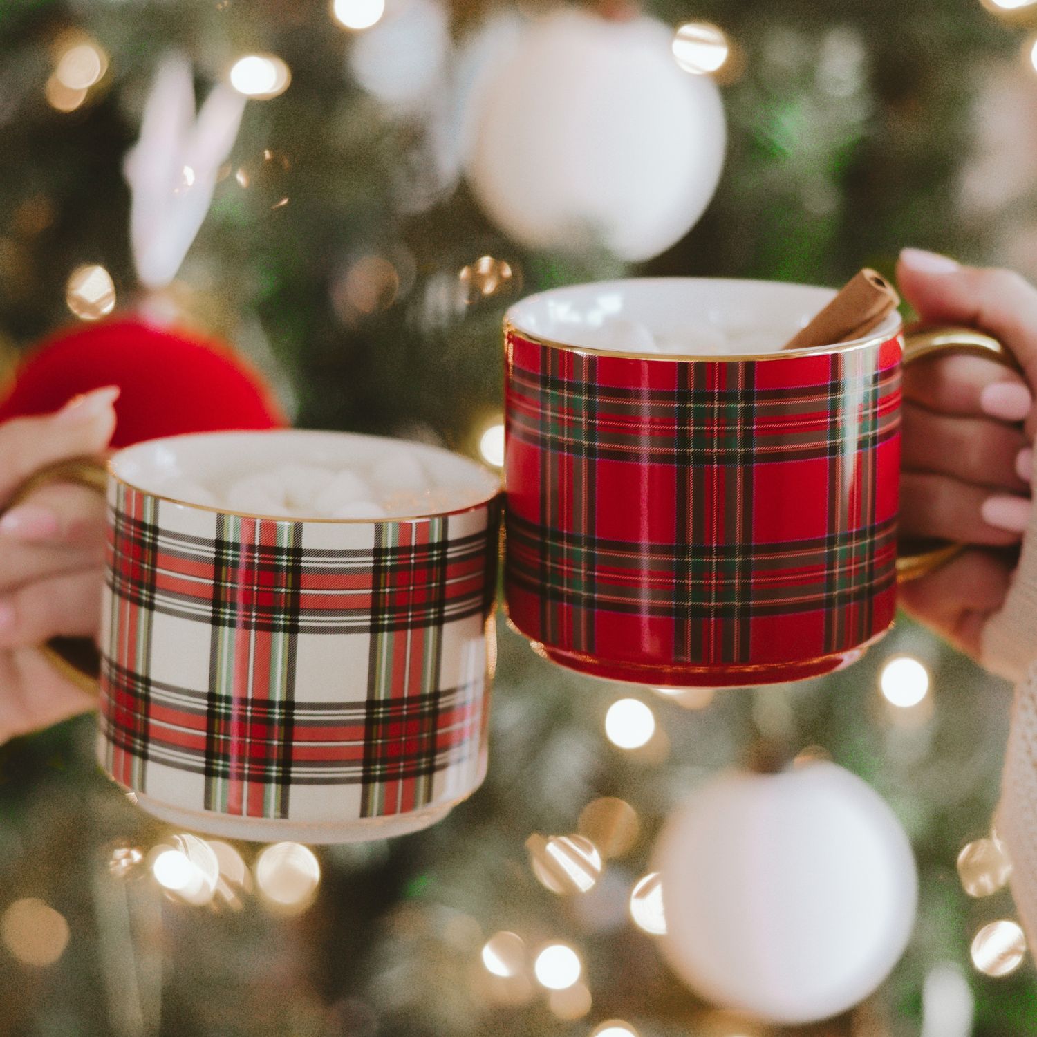 Red Plaid Coffee Mug - Christmas Decor &amp; Gifts