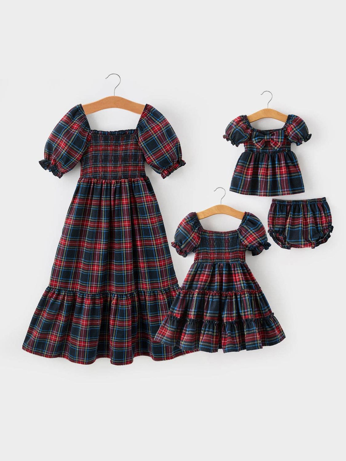 Mommy &amp; Me Christmas Plaid Dresses &amp; Baby Bloomer Set