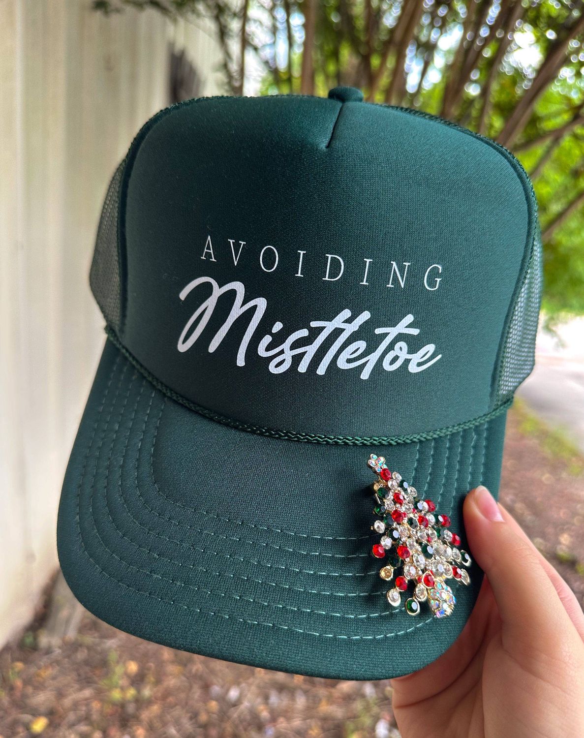 Avoiding Mistletoe Dark Green Trucker