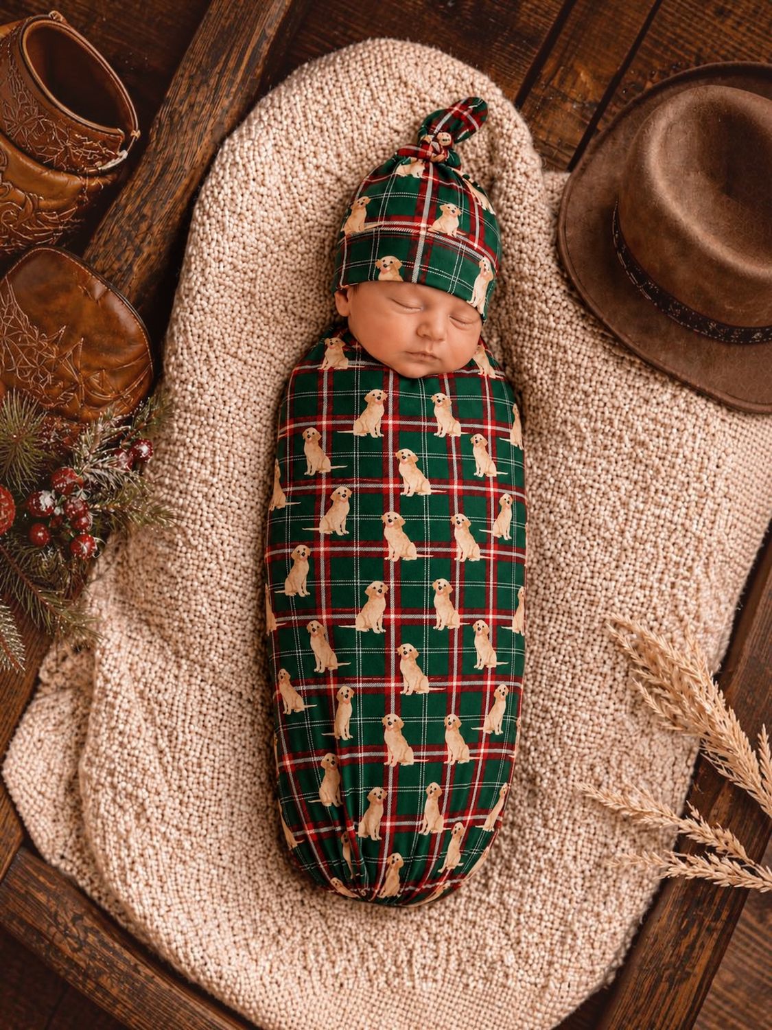 Swaddle, Country Christmas Retrievers