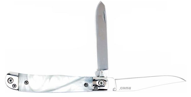 White Pearl Two Blade Assisted Flipper