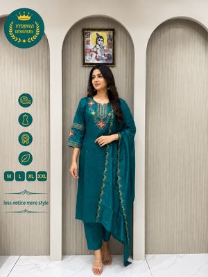 Embroidered Straight Kurta