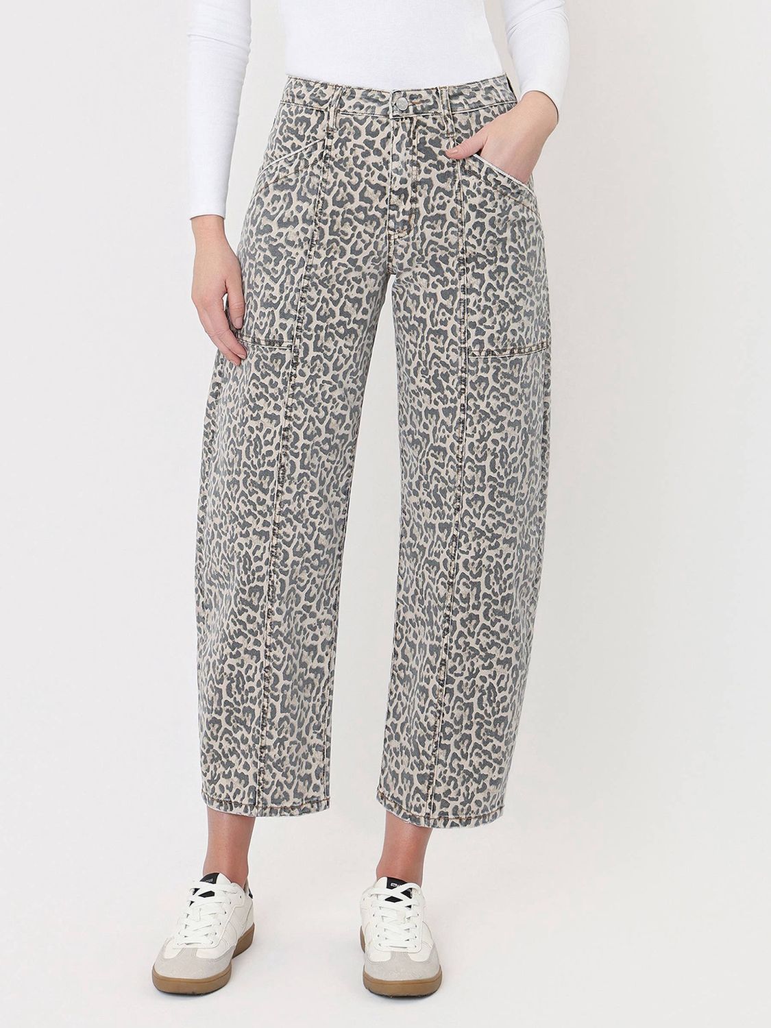 HIGH RISE LEOPARD PRINT UTILITY BARREL JEANS, Color: LEOPARD, Size: 0/24