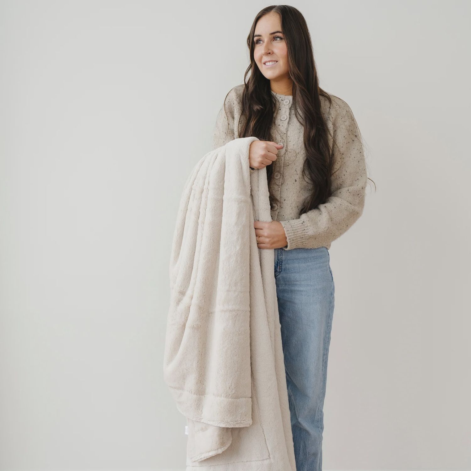 LUSH XL THROW BLANKETS, Color: Buttermilk