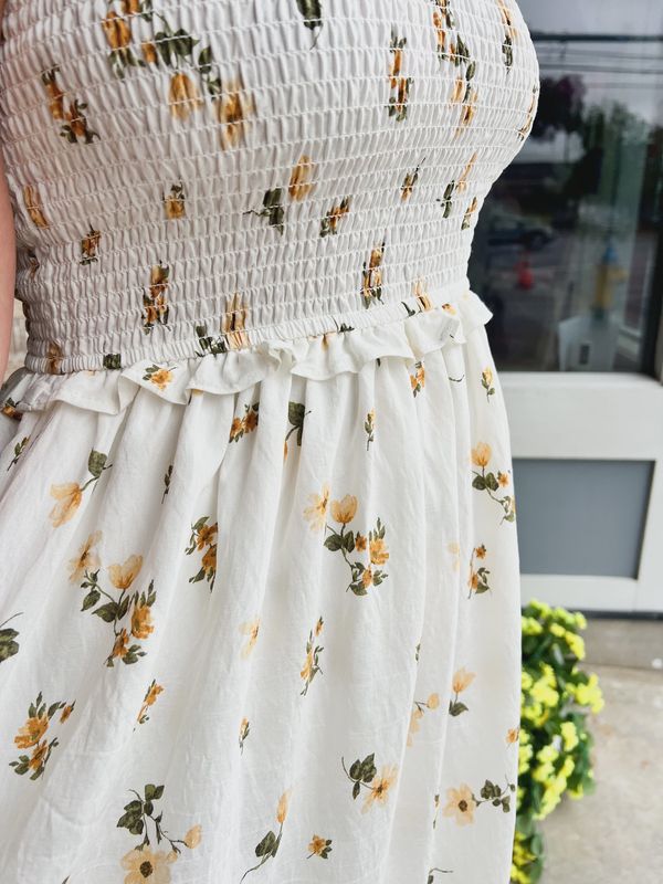 FLORAL SMOCKED RUFFLE DETAIL SLEEVELESS MIDI DRESS