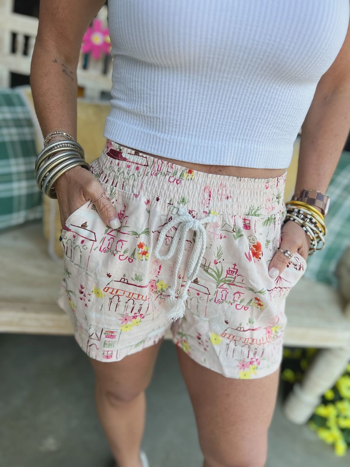DRAWSTRING PRINTED SHORTS IN BLUSH