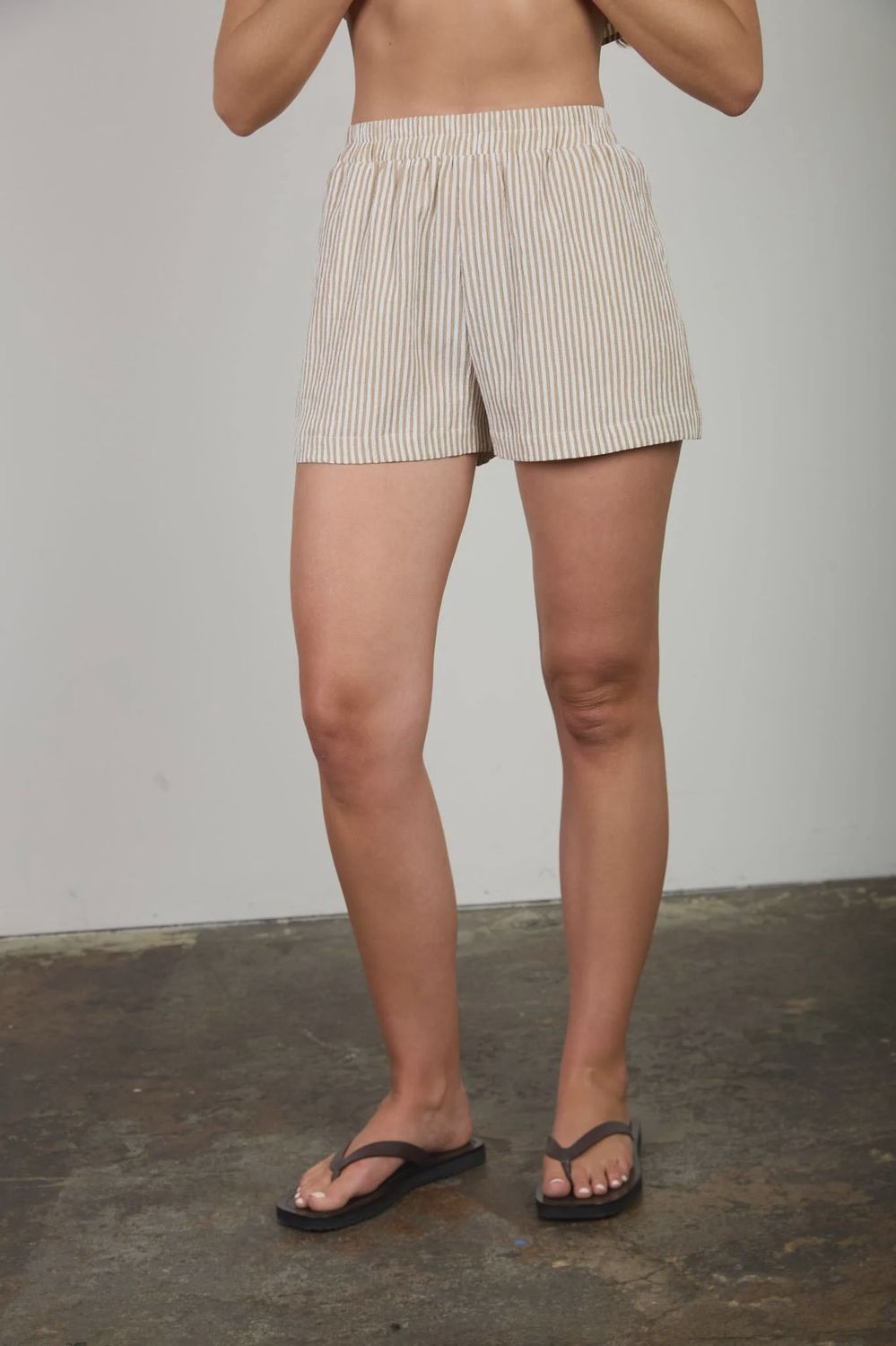 STRIPE ELASTIC WAIST MINI SHORTS, Color: MOCHA, Size: s