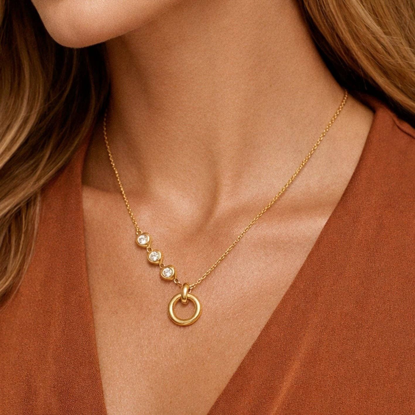 18K Gold PVD Plated Stainless Steel Circle Pendant Necklace