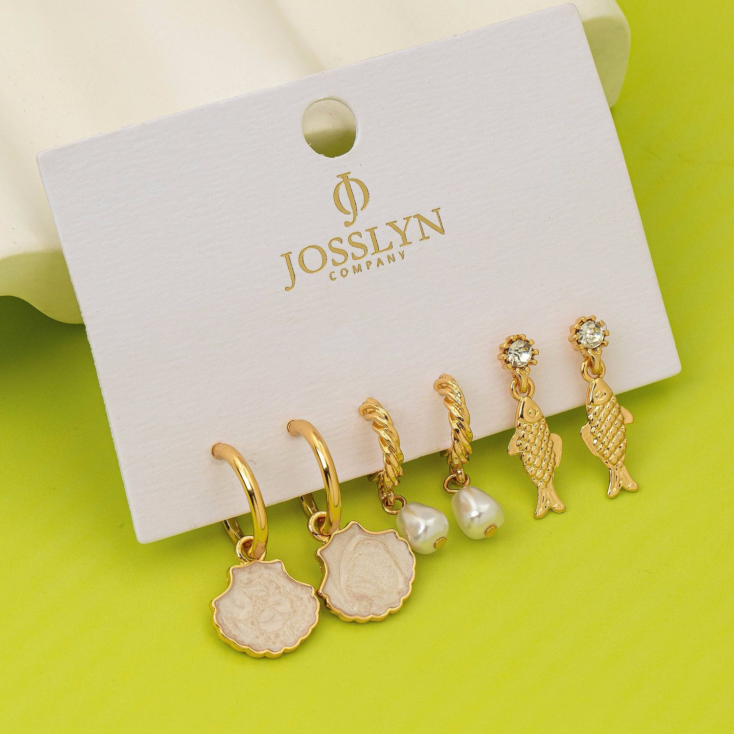 Fish Marine Dangle Earrings, Color: Gold