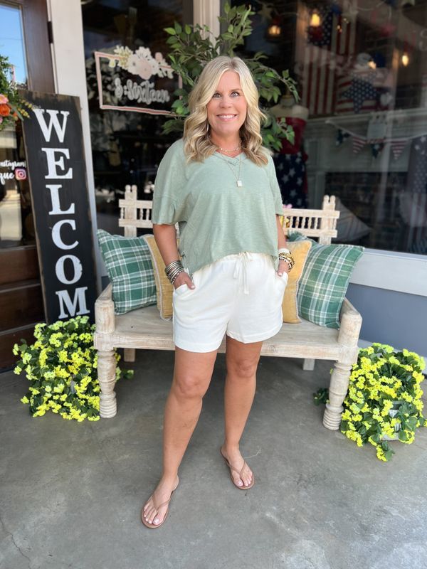 Elastic Waist Flowy Shorts