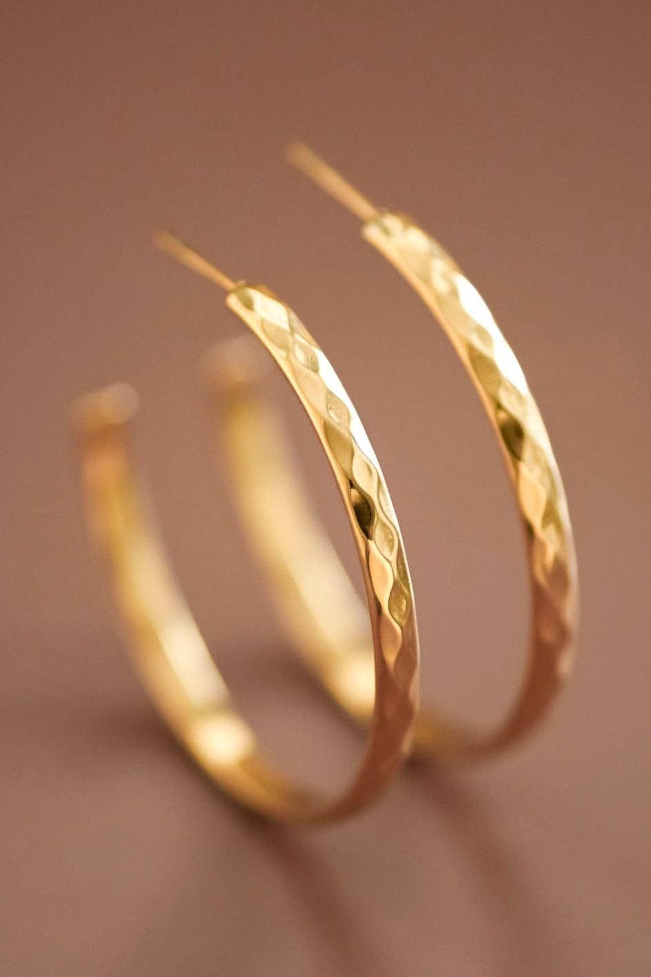Gold Hammerd 3/4 Hoop Earring