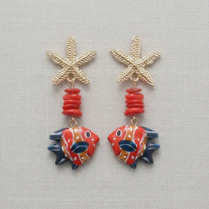 Stylish Starfish Earrings with Fish Accents