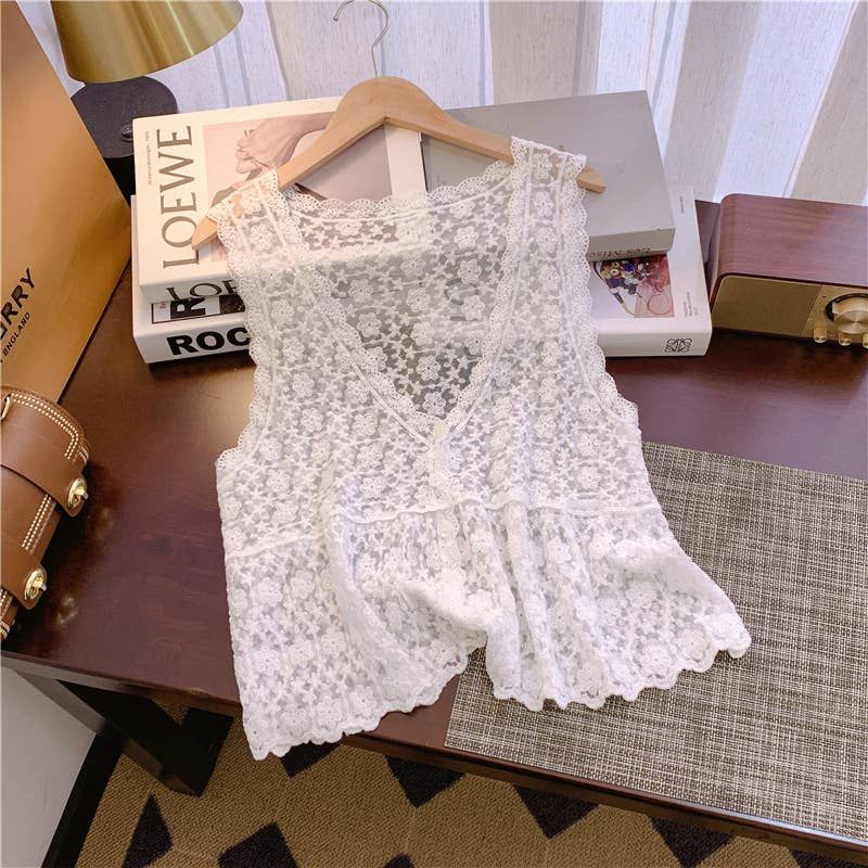 Embroidered Lace Short Sleeve Crop Top, Color: White, Fit: Missy, Size: One Size(Fit Small)