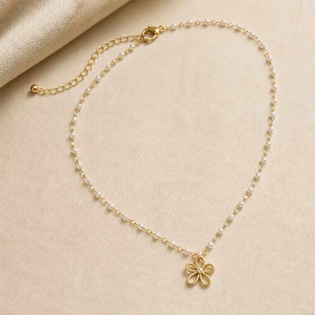 Tiny Pearl with Flower Necklace