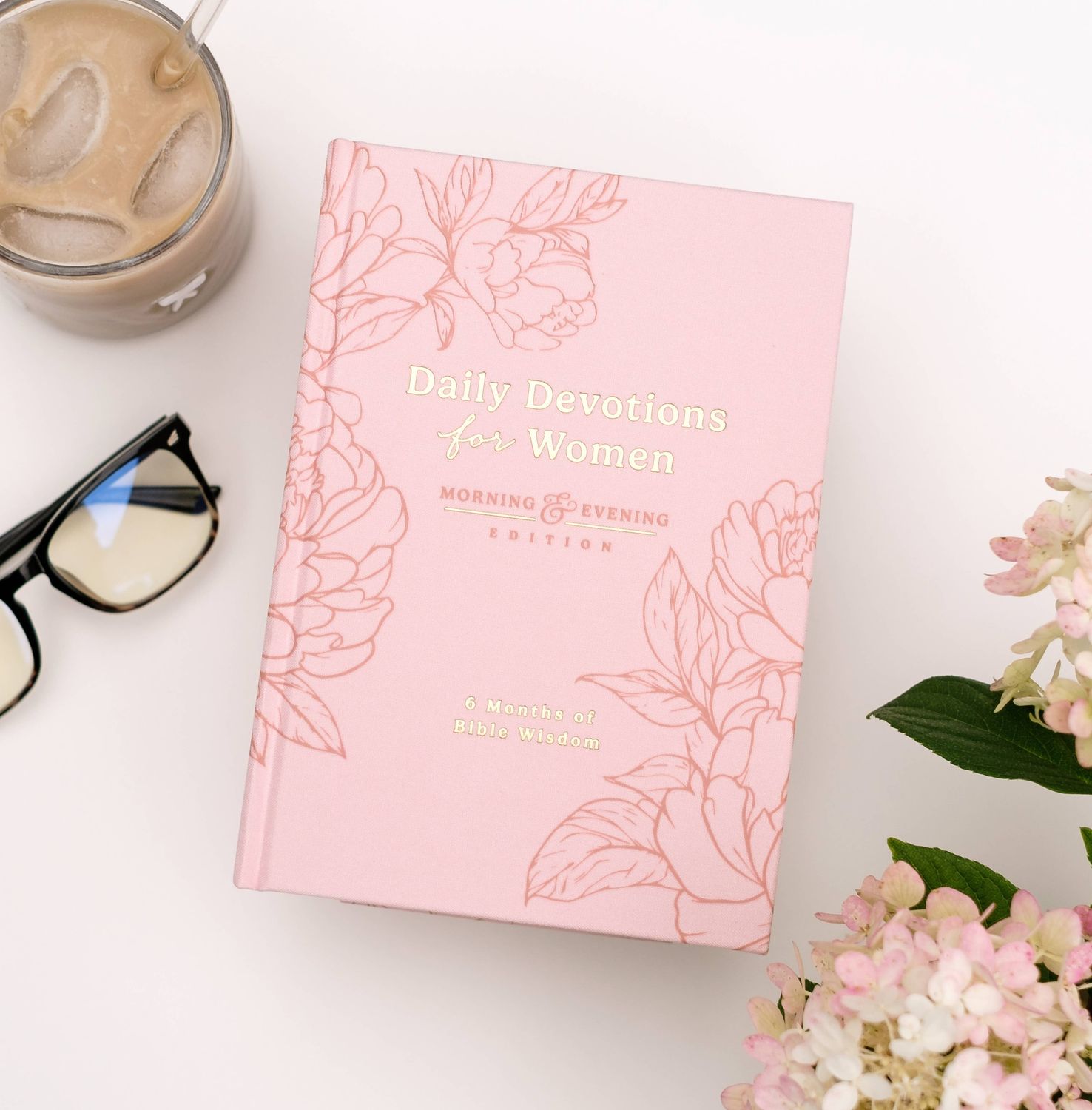 Daily Devotions for Women Morning and Evening Edition