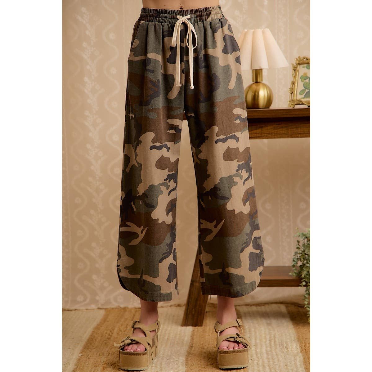 CAMO PATTERN CURVED SIDE SEAM PANTS, Color: CAMOUFLAGE, Size: M