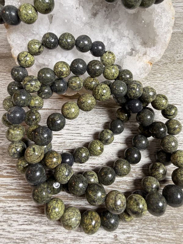 8mm Natural Serpentine Bracelet