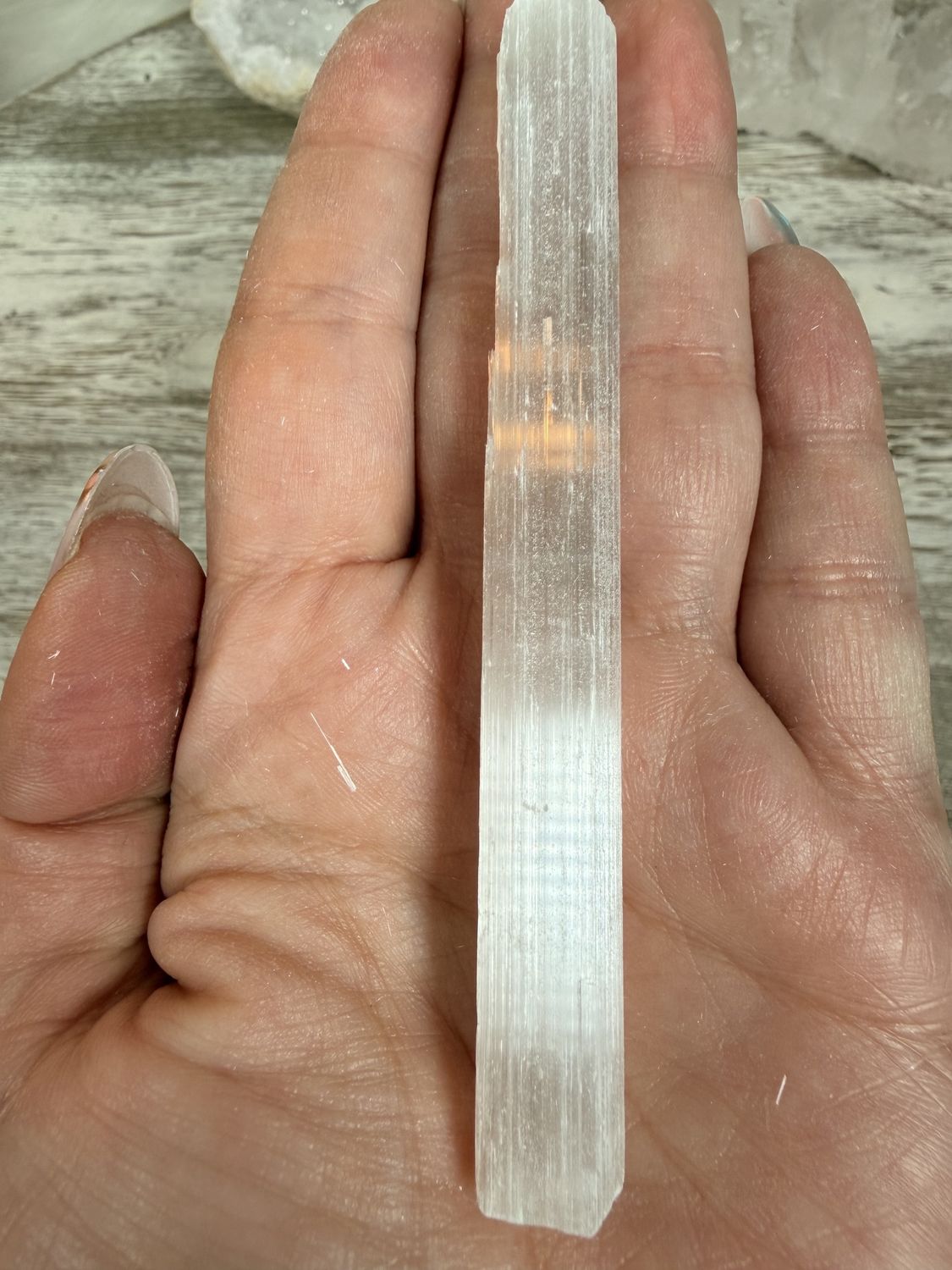 Natural Selenite Wand - Ethically Sourced Satin Spar Aura Cleansing Stick, Amount: 1 Stick