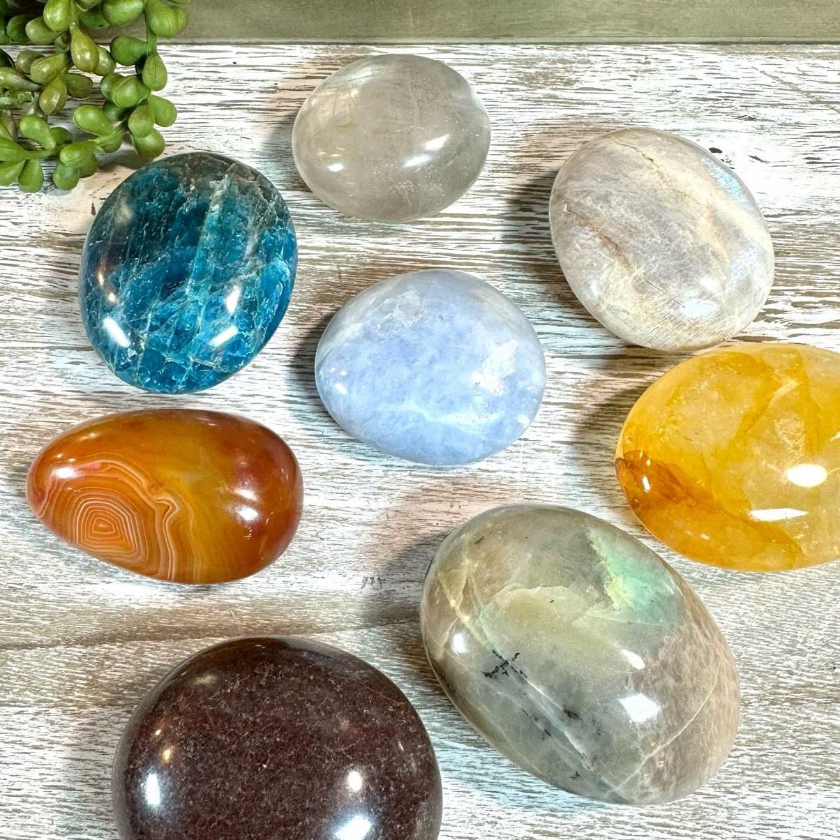 Premium 8-Piece Chakra Palm Stone Set – Alignment &amp; Soul Awakening Kit