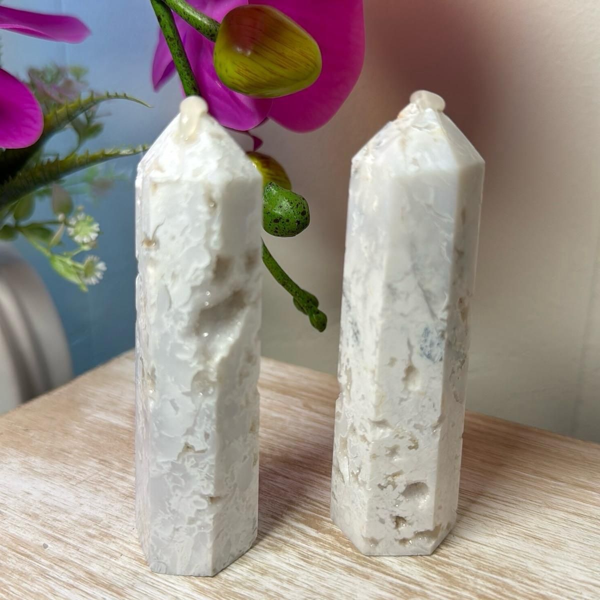  High-Quality White Druzy Agate Tower – Pure Serenity, Calming Energy &amp; Peace
