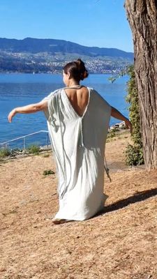 Göttinnen Kleid - Göttin der wogenden Wellen