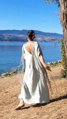 Göttinnen Kleid - Göttin der wogenden Wellen